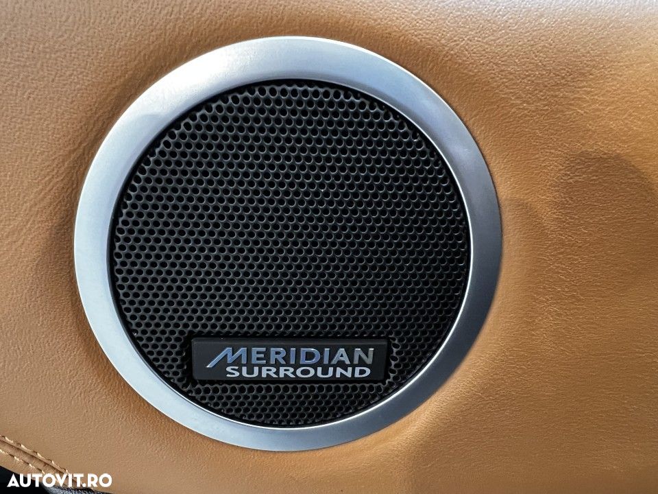 Land Rover Discovery - 24