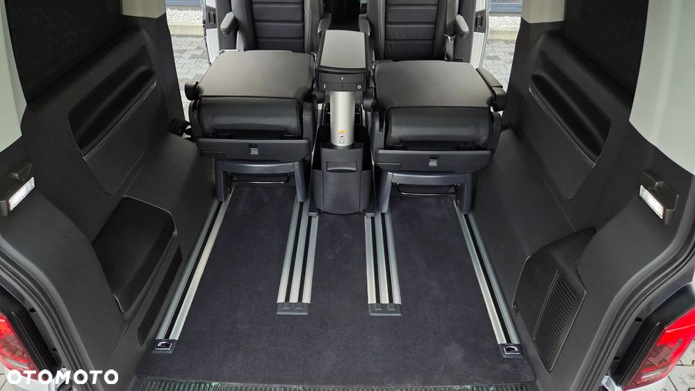 Volkswagen Multivan 6.1 2.0 TDI L1 Highline 4Motion DSG - 28