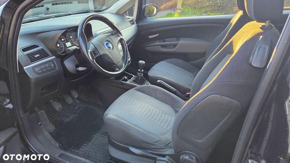 Fiat Grande Punto 1.4 16V Active - 6