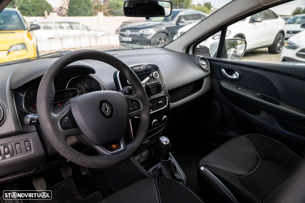 Renault Clio - 2