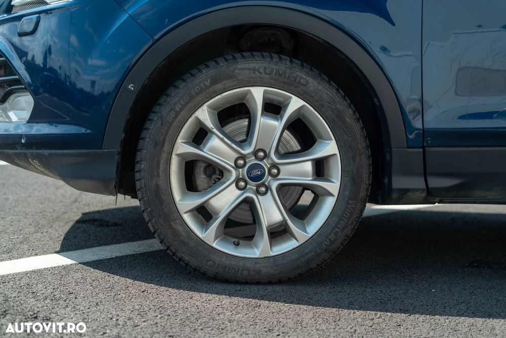 Ford Kuga 2.0 TDCi 4WD Powershift Titanium - 9