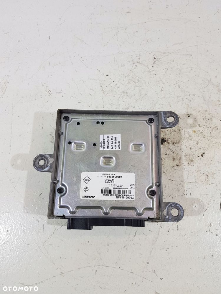 wzmacniacz radia bose 280639878r renault megane iii lift 12r eu - 2