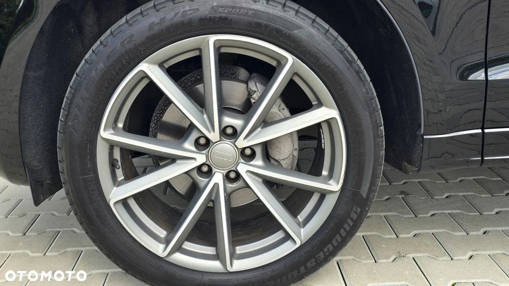 Audi Q5 2.0 TDI Quattro (clean diesel) S tronic - 25