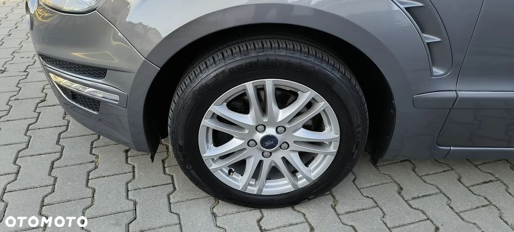 Ford S-Max 2.0 TDCi DPF Titanium - 35