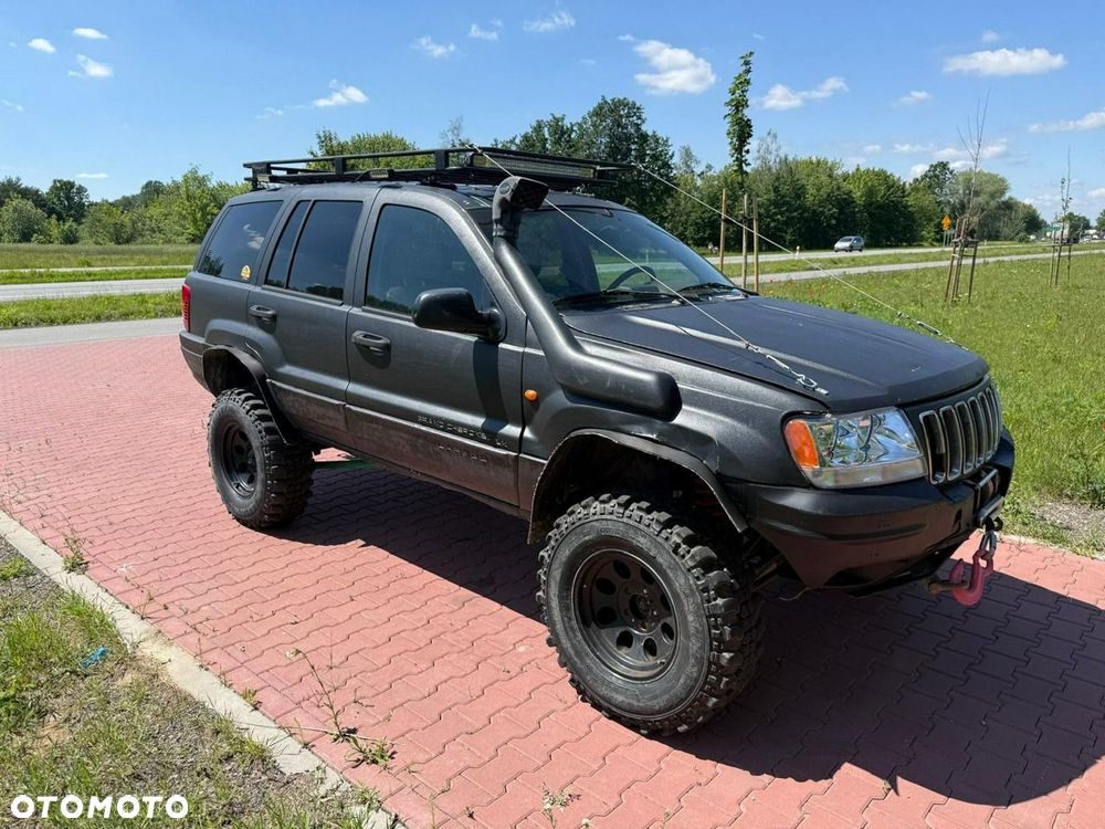 Jeep Grand Cherokee - 1
