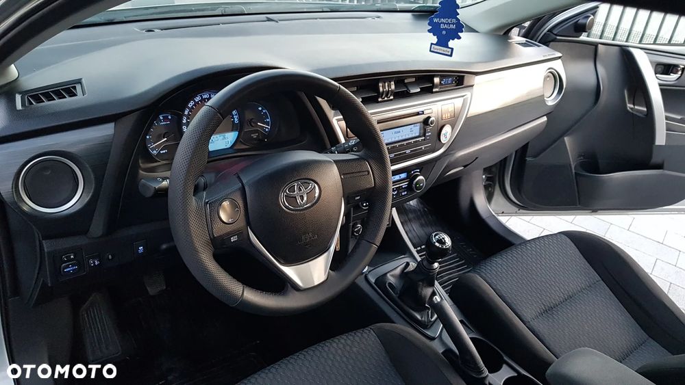 Toyota Auris 1.4 D-4D Comfort - 6