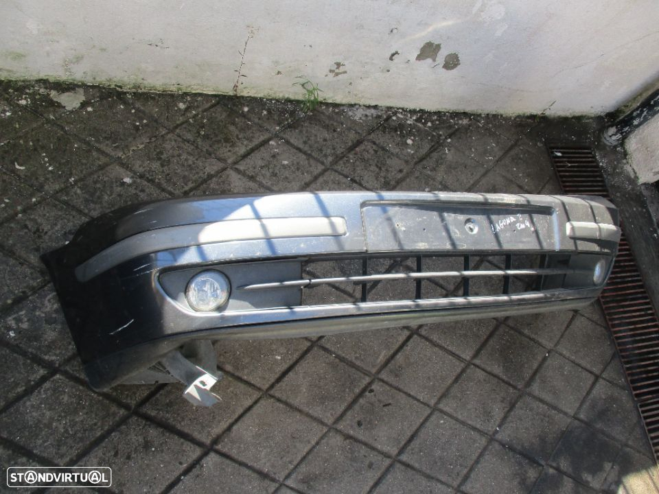 Para Choques frente Renault Laguna 2001 a 2005 com farois nevoeiro - 4
