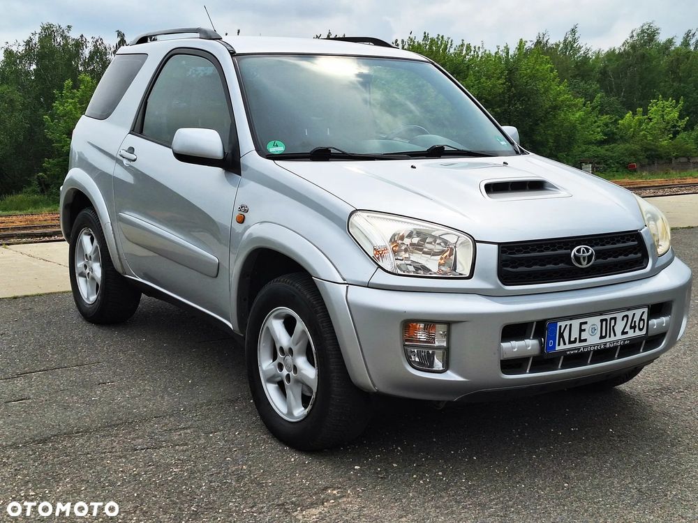 Toyota RAV4 D-4D 4x4 - 35