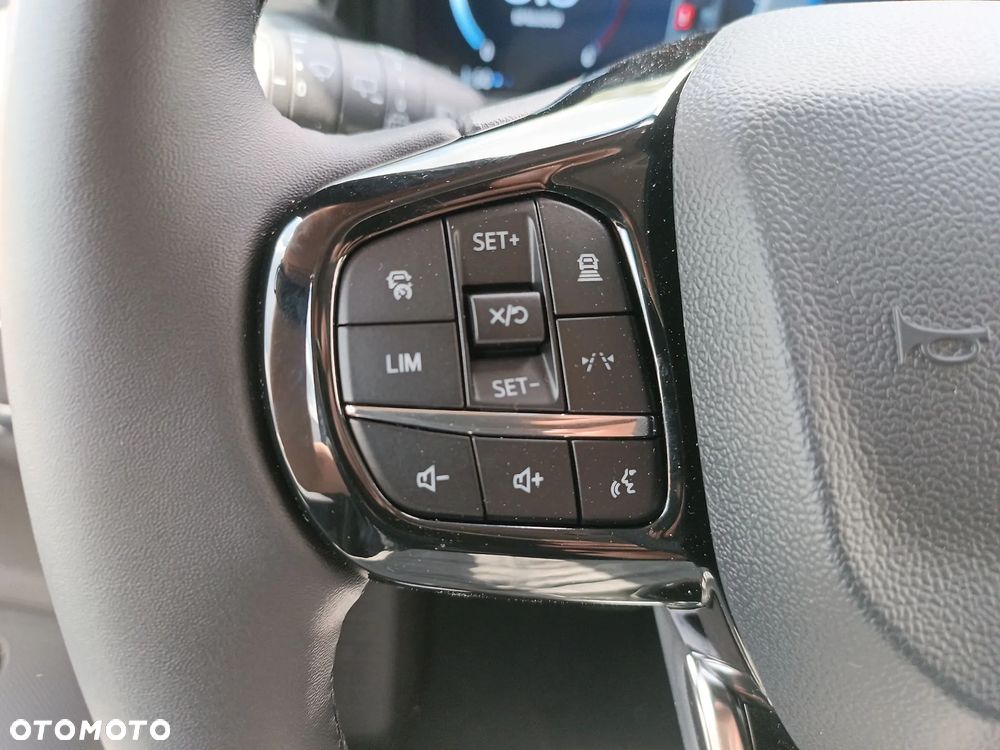 Ford Tourneo Custom 2.0 EcoBlue L2 Titanium SelectShift - 23
