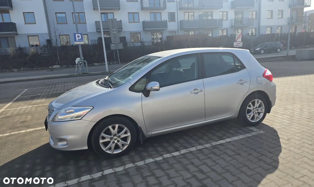 Toyota Auris 1.6 Active - 9