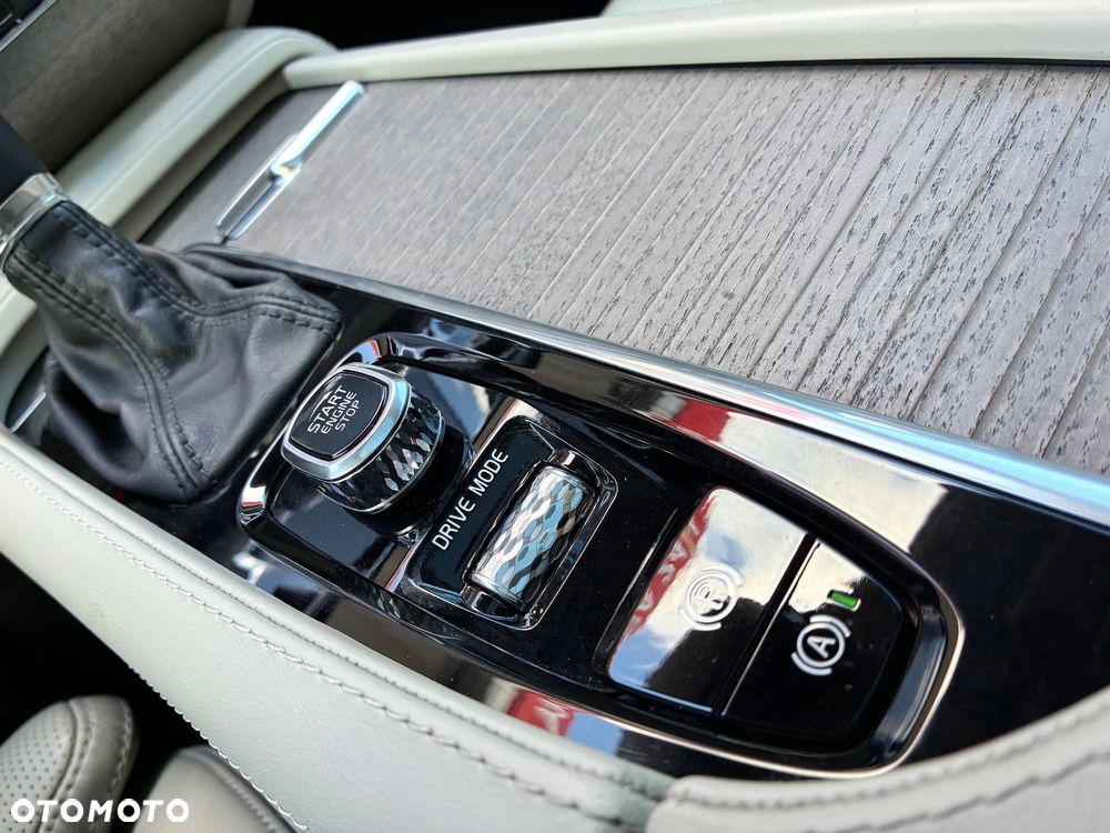 Volvo XC 90 T6 AWD Inscription 7os - 27
