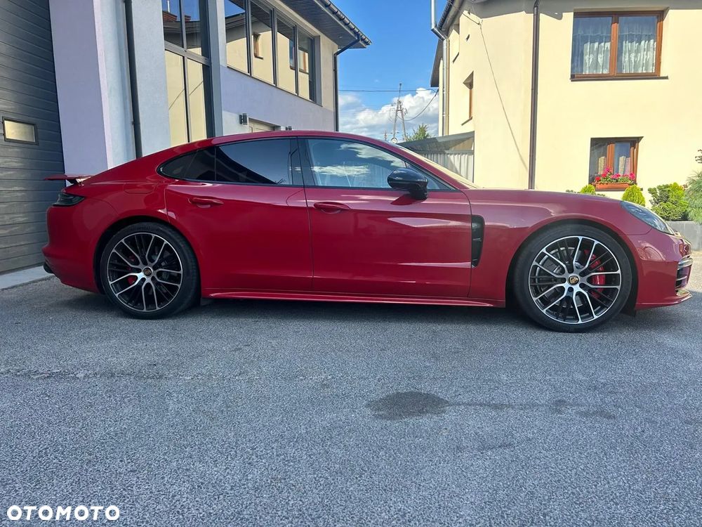 Porsche Panamera GTS - 11