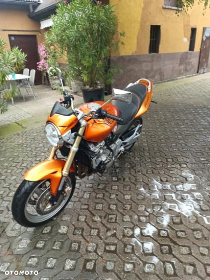 Honda CB - 1