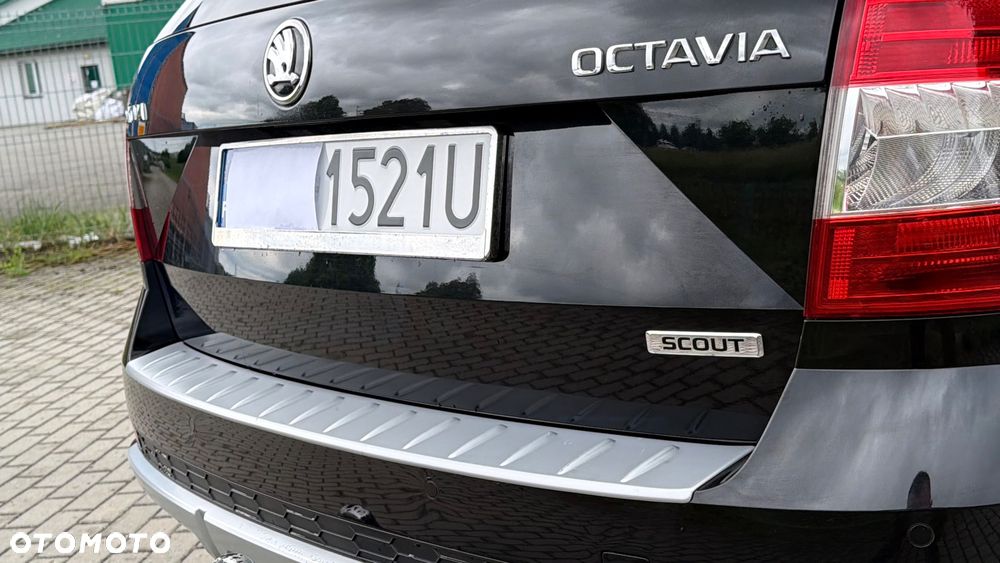 Skoda Octavia 2.0 TDI 4x4 DSG Scout - 32