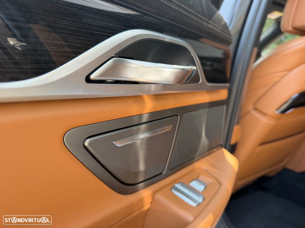 BMW 740 iH Active Hybrid - 11