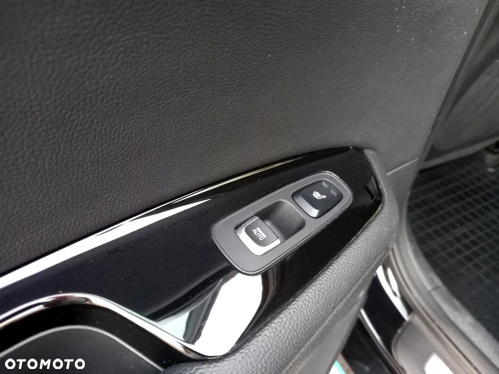 Kia Optima Plug-in Hybrid - 19