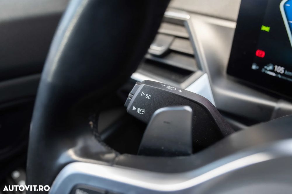 BMW Seria 3 320e Aut. M Sport - 24