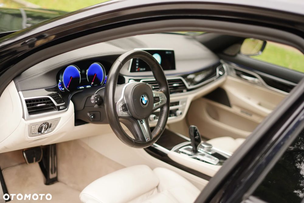 BMW Seria 7 750d xDrive - 13
