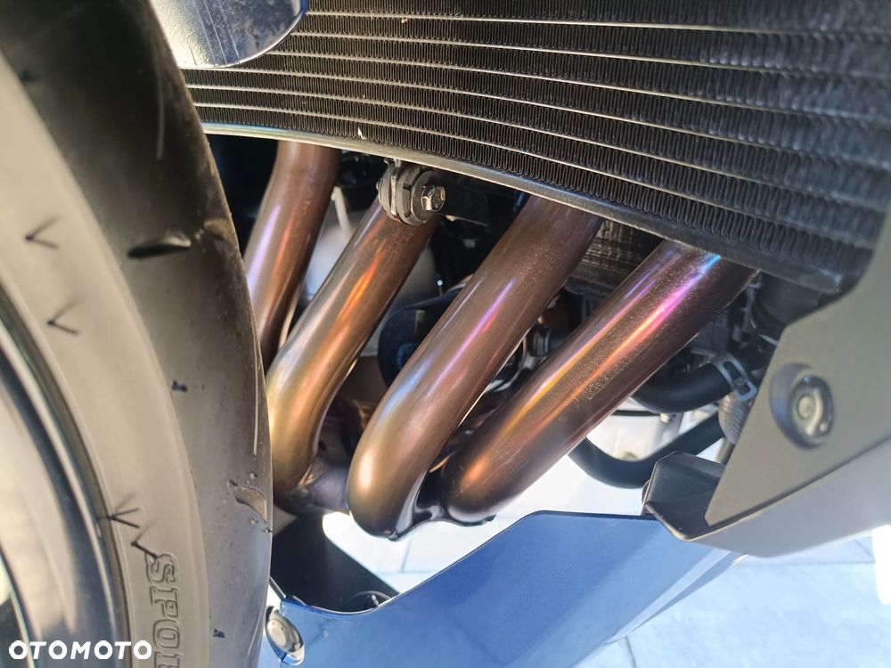 Suzuki GSX 1000 - 17