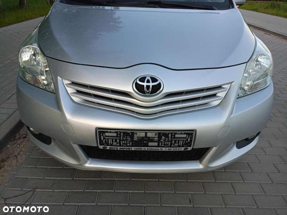 Toyota Verso 1.6 7-Sitzer Life - 2