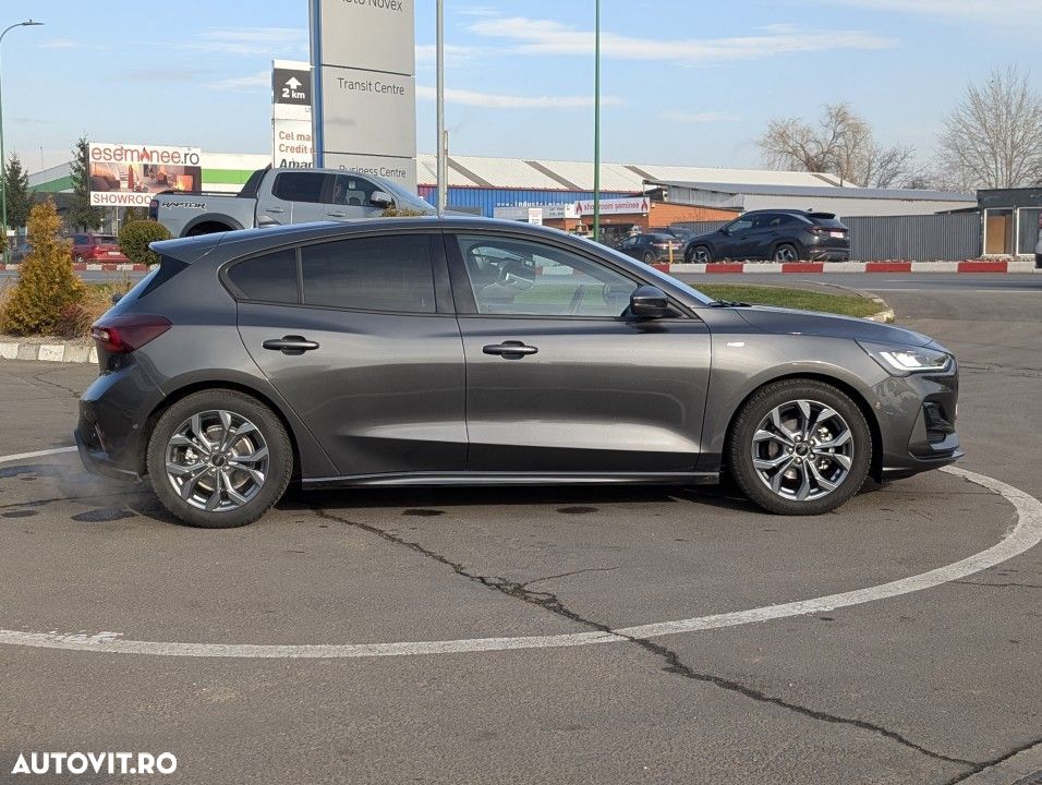 Ford Focus - 7