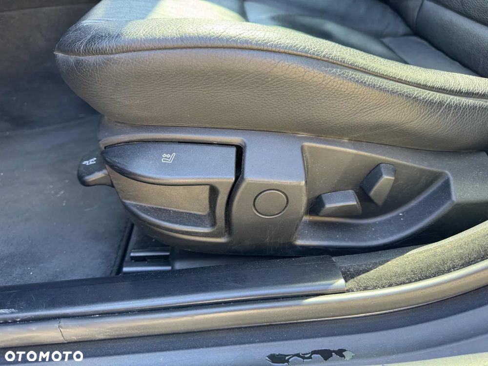 BMW Seria 5 520d - 14