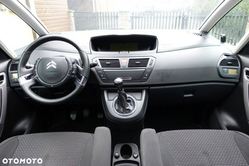 Citroën C4 Picasso - 13