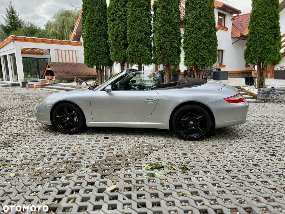 Porsche 911 Carrera - 14