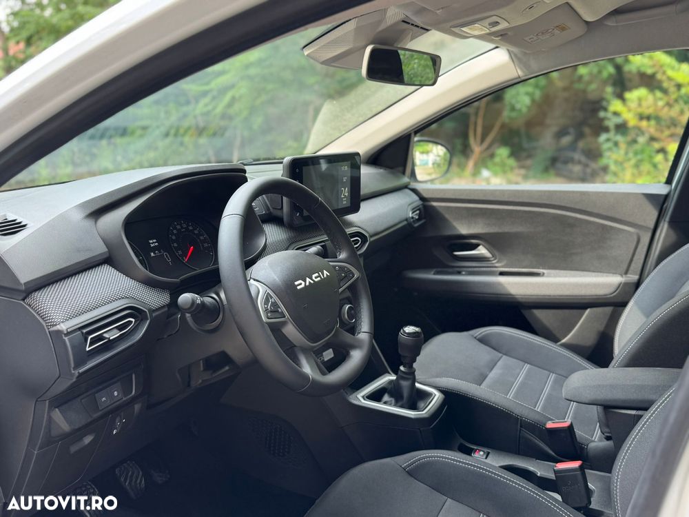 Dacia Logan TCe 90 MT6 Journey - 5