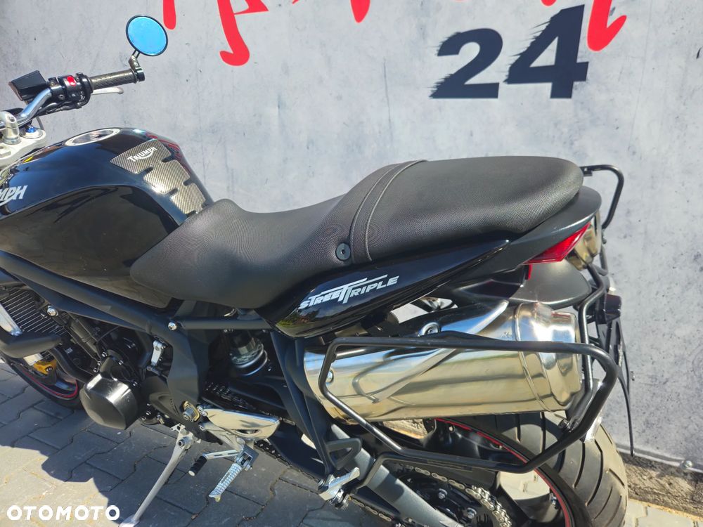 Triumph Street Triple - 14