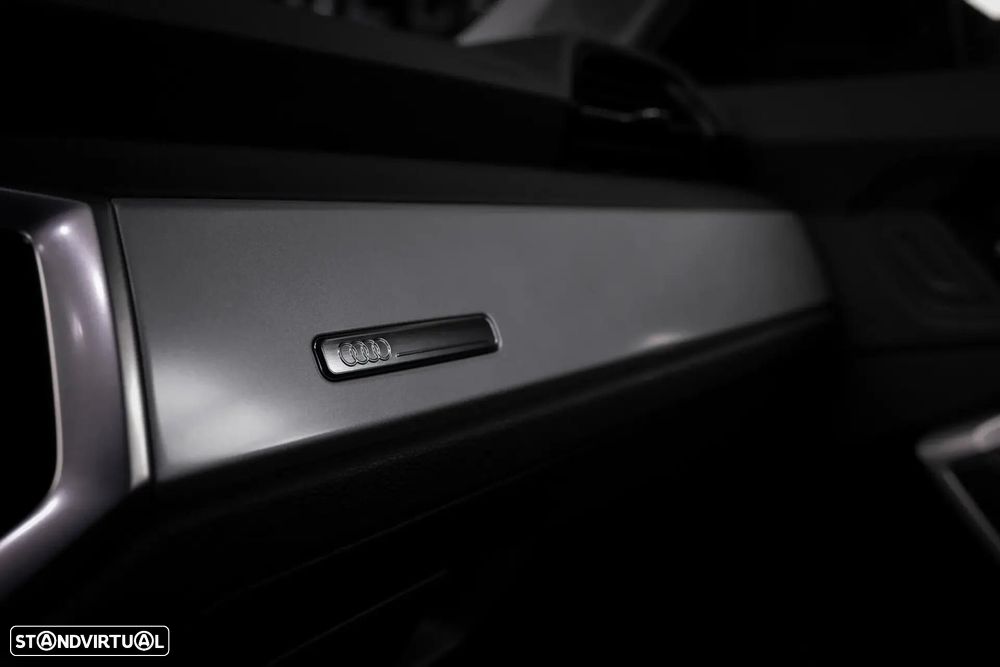 Audi Q3 Sportback 45 TFSIe S tronic - 38