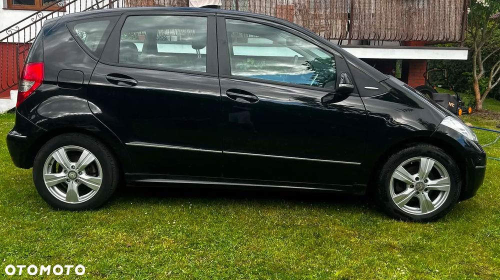 Mercedes-Benz Klasa A 180 CDI Autotronic Avantgarde Special Edition - 4
