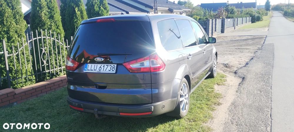 Ford Galaxy 2.3 Ghia - 6