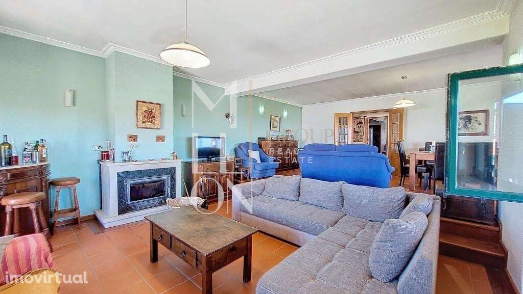 Moradia com  terreno amplo de 4.500 metros na bonita aldeia de Fiais d - Grande imagem: 3/25