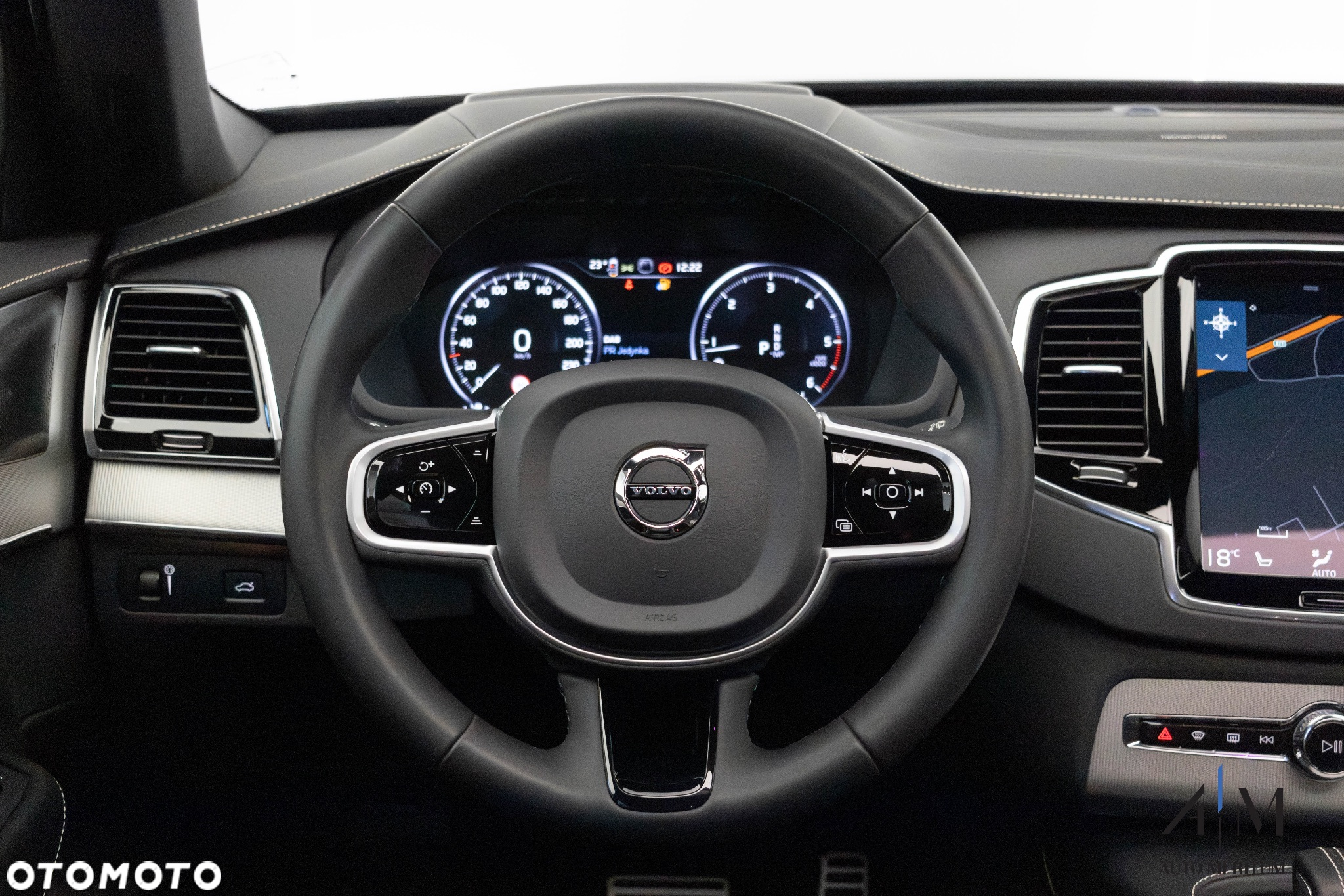 Volvo XC 90 B5 D AWD Ultimate Dark - 17