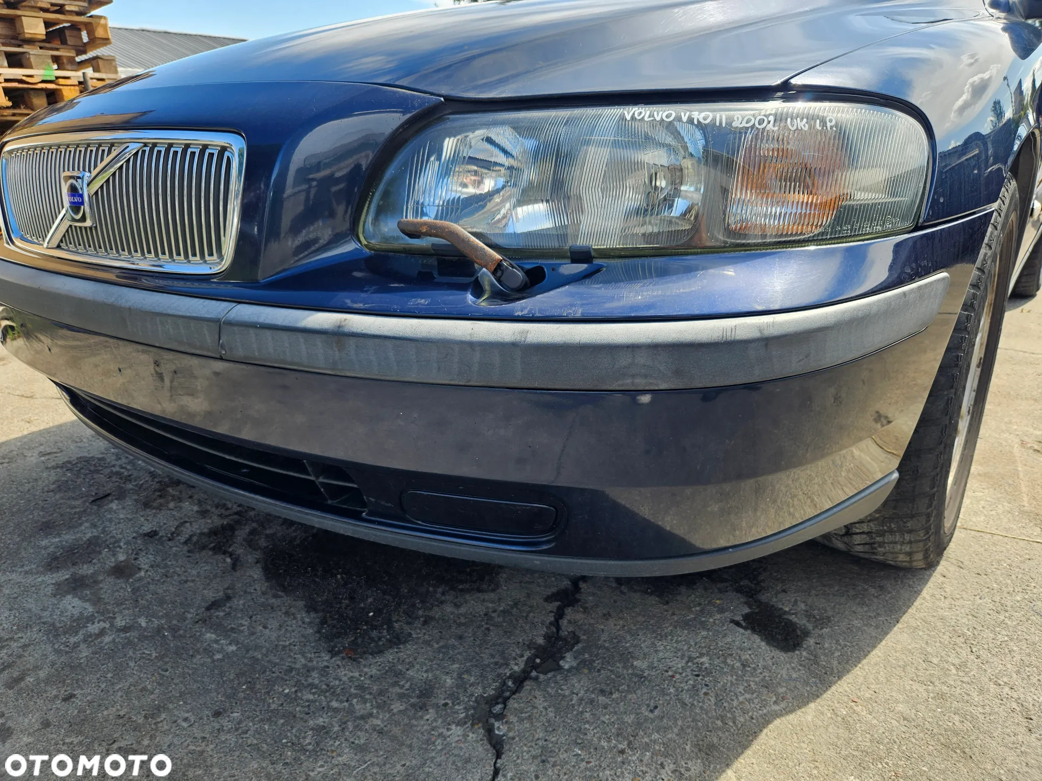 VOLVO V70 II ZDERZAK PRZÓD PRZEDNI 417-26 - 13