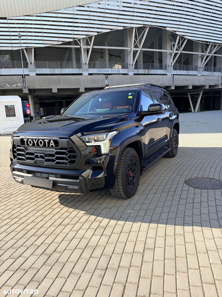 Toyota Sequoia - 23