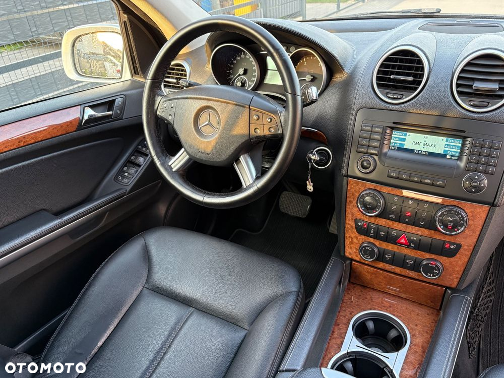 Mercedes-Benz GL 320 CDI - 31