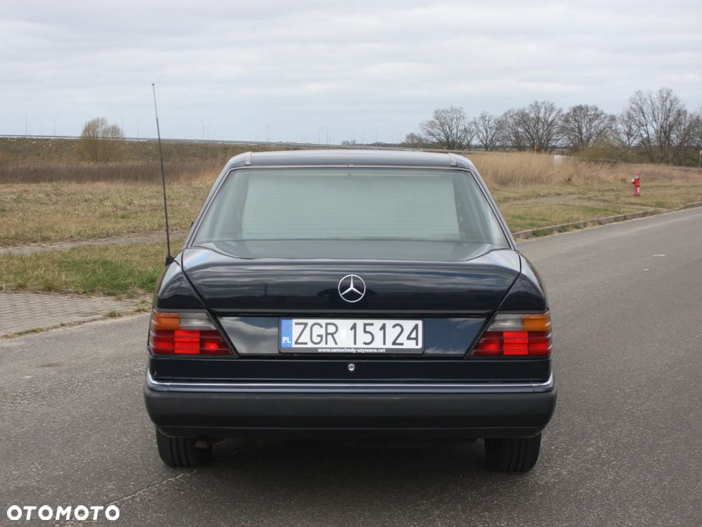 Mercedes-Benz W124 (1984-1993) - 6