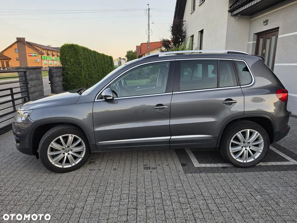 Volkswagen Tiguan 2.0 TDI DPF 4Motion BlueMotion Technology DSG Lounge Sport & Style - 3