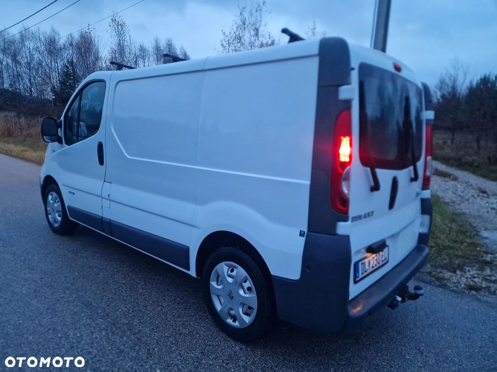 Renault Trafik - 25