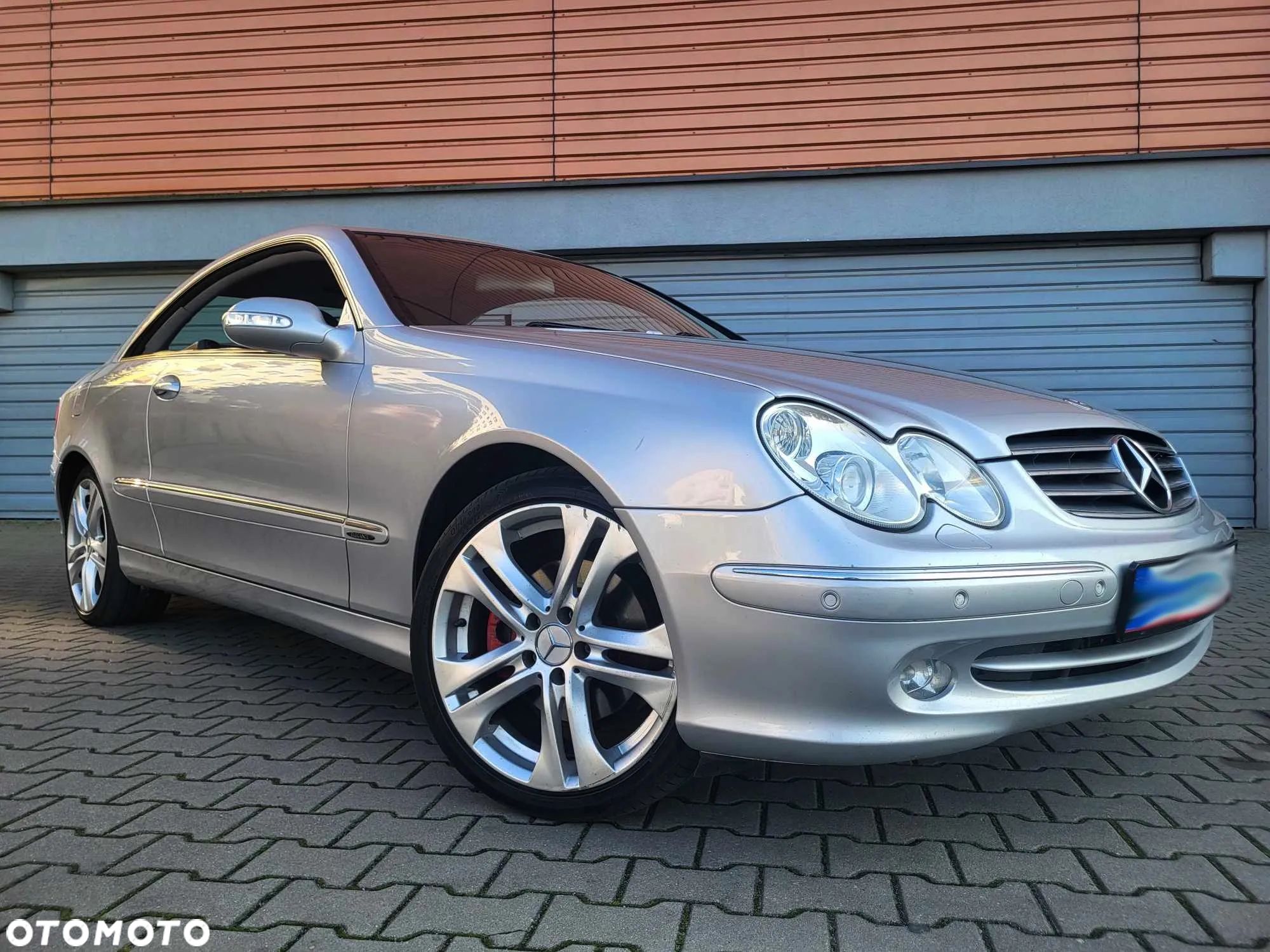 Mercedes-Benz CLK - 1