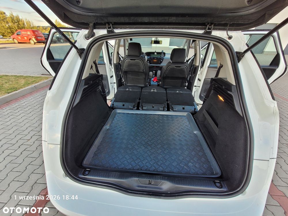 Citroën C4 Picasso - 8