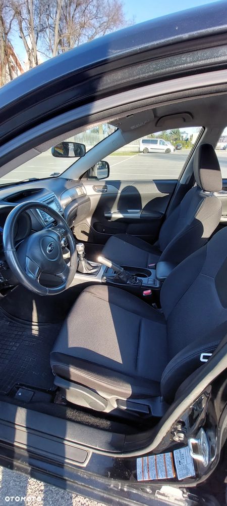Subaru Impreza 2.0D RA - 21