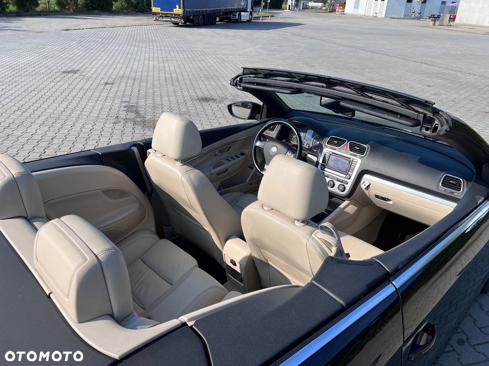 Volkswagen Eos 2.0 TSI - 23