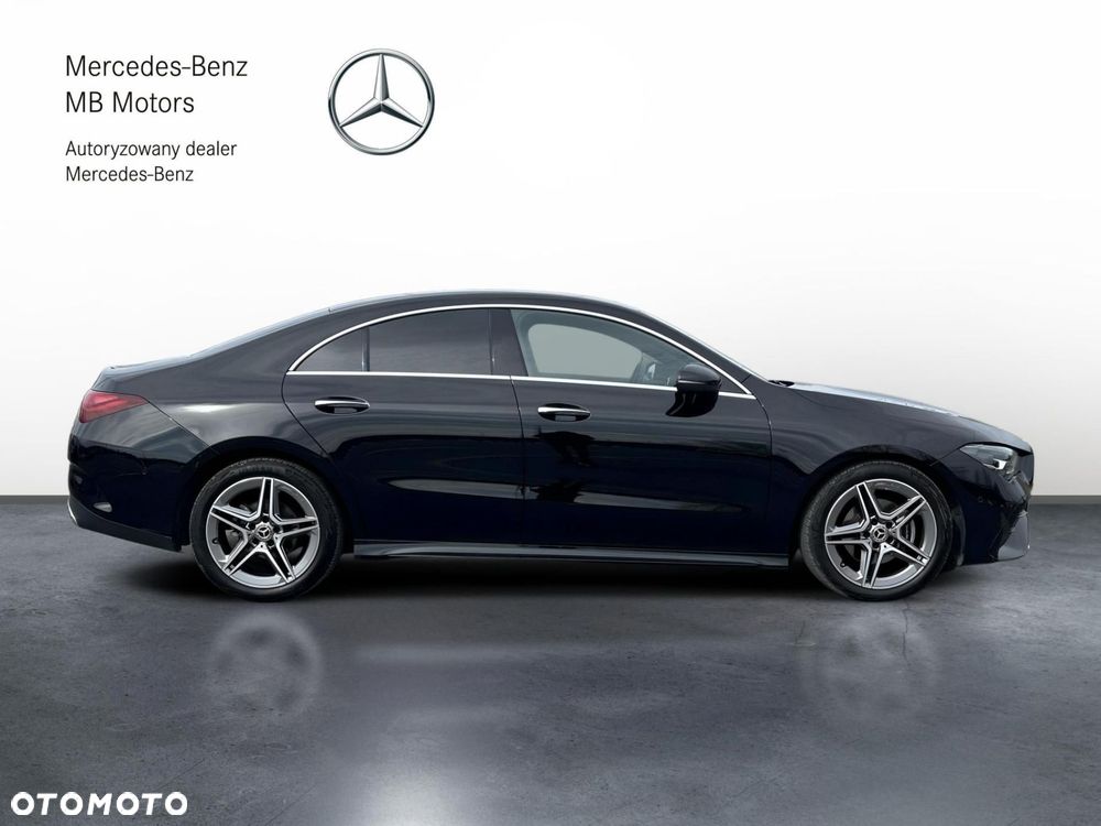 Mercedes-Benz CLA 180 AMG Line 7G-DCT - 7