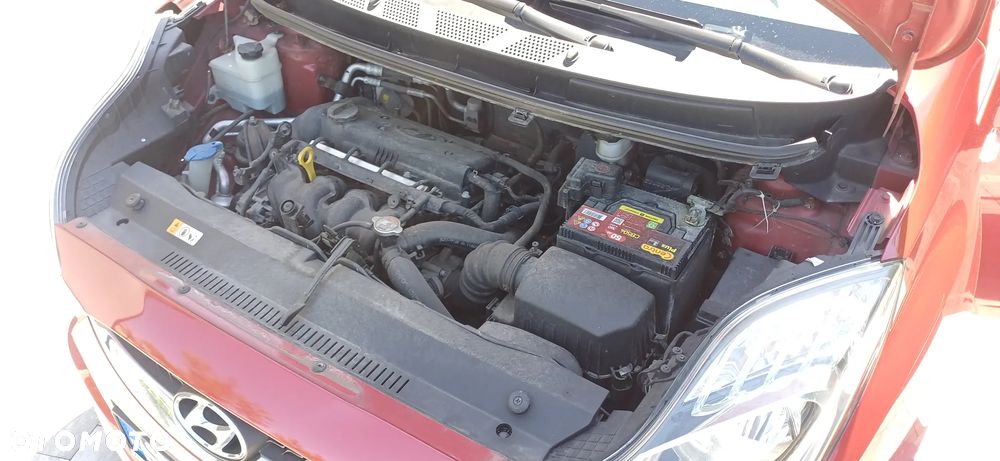 Hyundai ix20 1.6 Classic + - 10