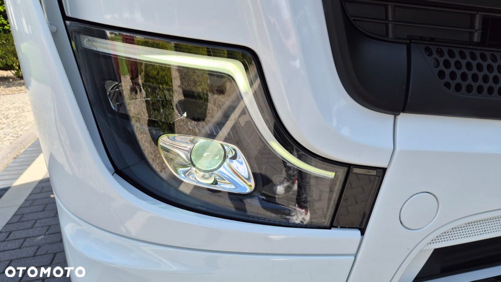 Mercedes-Benz //ACTROS///2023/// 1851///JEDYNE 317 TYŚ KM/// GIGA SPACE///ALUFELGI/// KLIMATYZACJA POSTOJOWA/// FULL LED///VIRTUAL COCPIT/// TV///STAN JAK NOWY. - 17