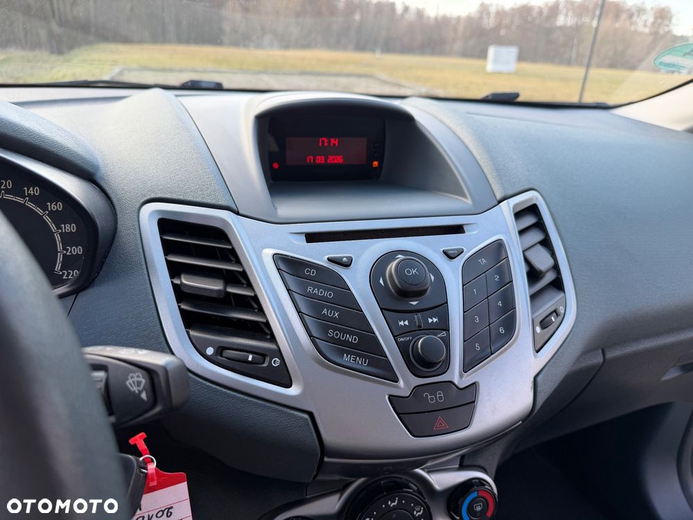 Ford Fiesta 1.25 FX Silver - 29