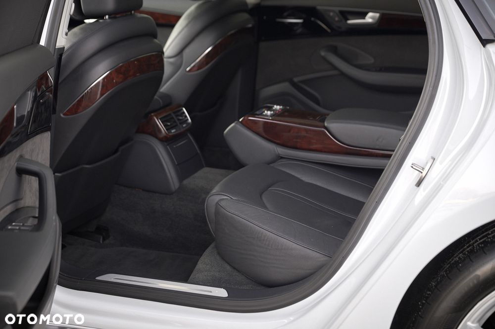 Audi A8 3.0 TFSI L Quattro - 25